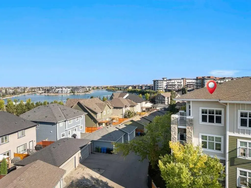 11 Mahogany Row SE, #1402