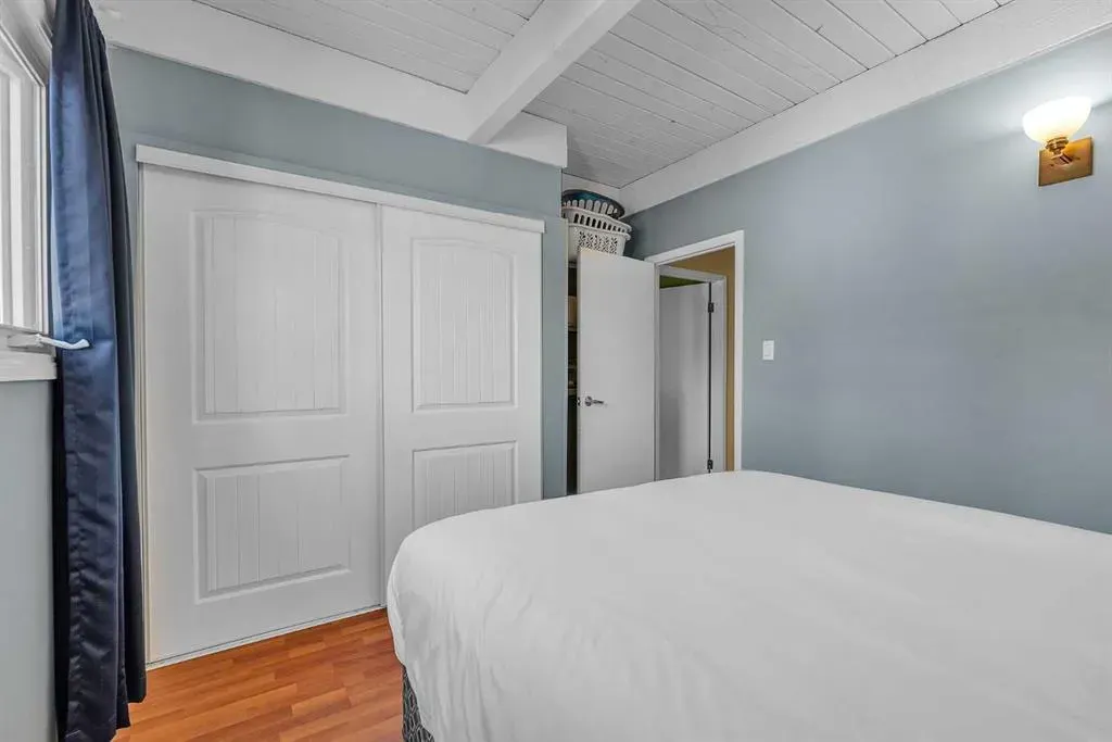28 Hilton Avenue NW