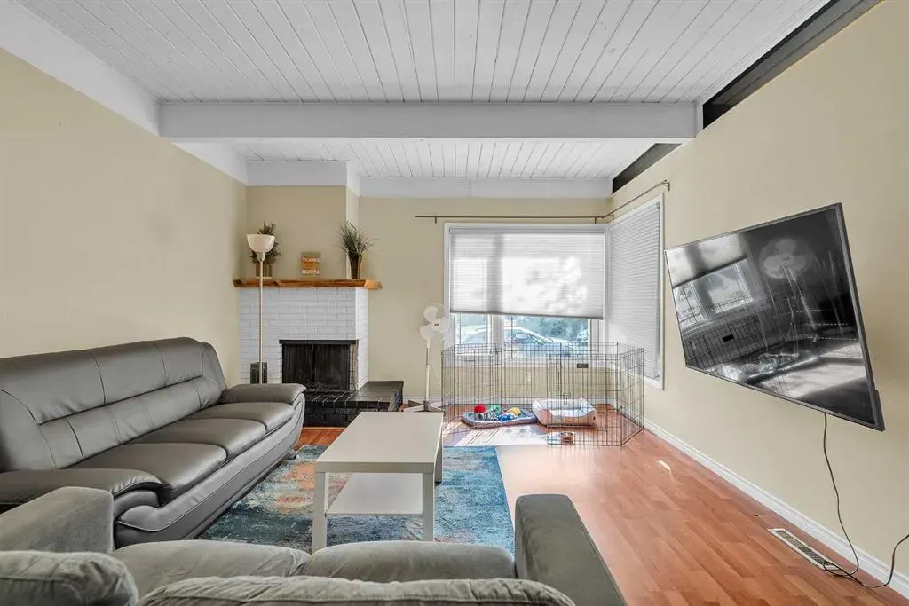 28 Hilton Avenue NW