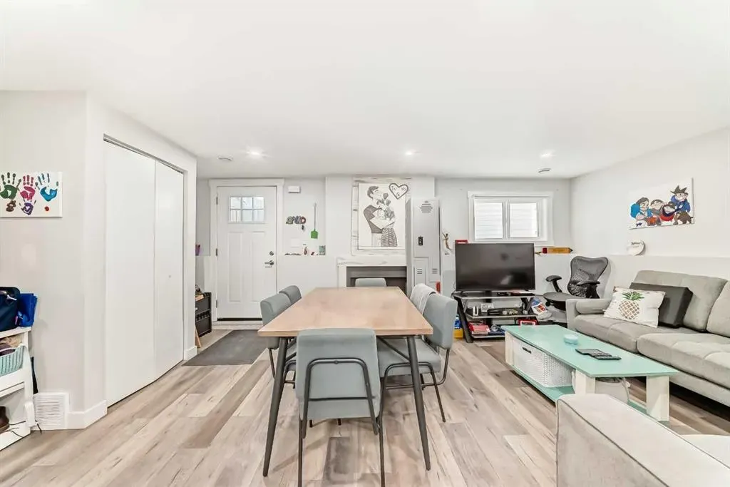 109 Bedfield Court NE