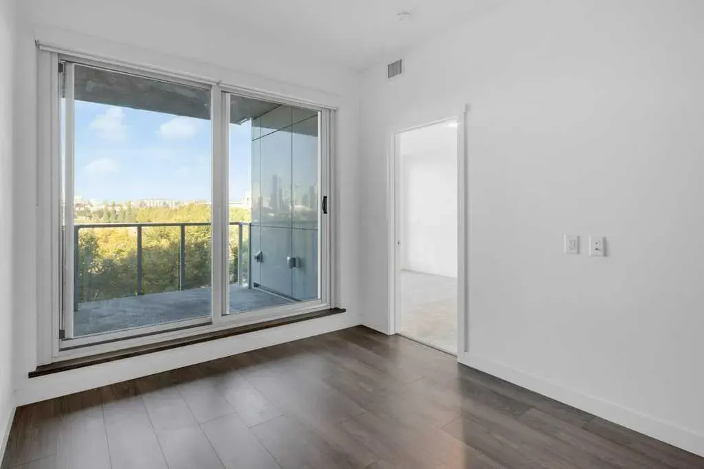 88 9 Street NE, #308