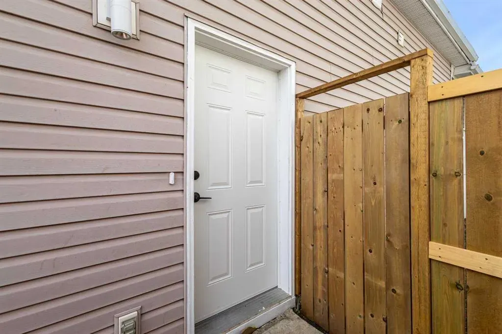 13 Appleside Close SE