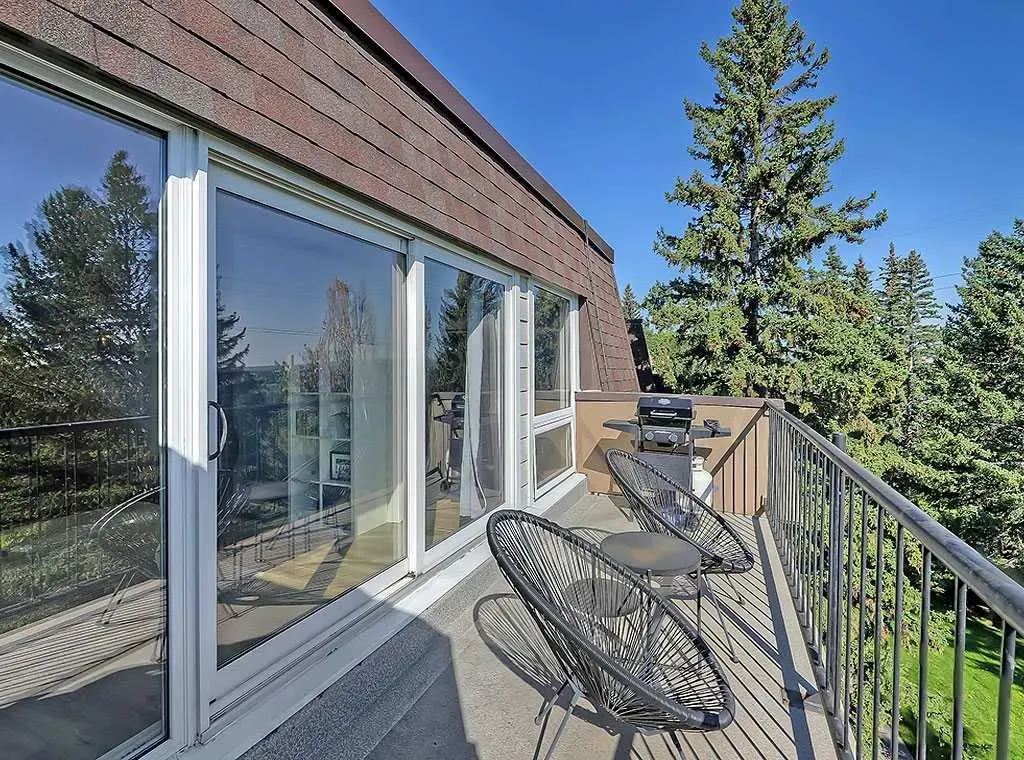 332 Cedar Crescent SW, #302