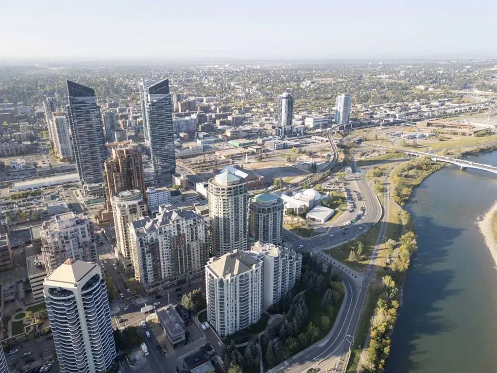 1108 6 Avenue SW, #210