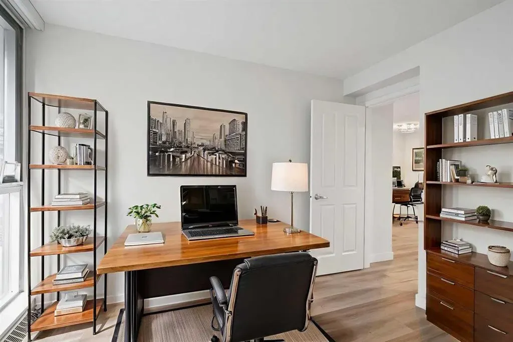1108 6 Avenue SW, #210