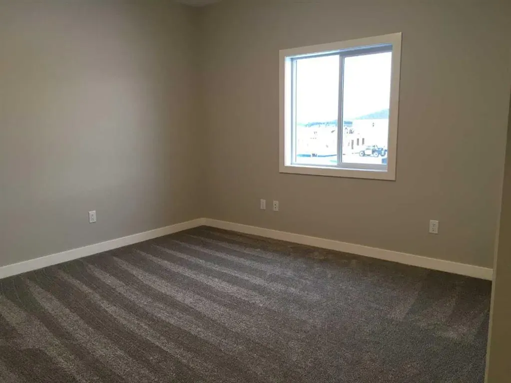 61 Maclean Close