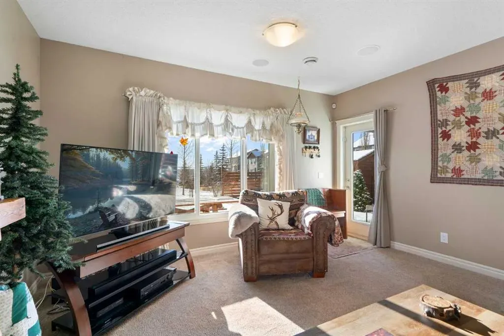 121 Heritage Hill