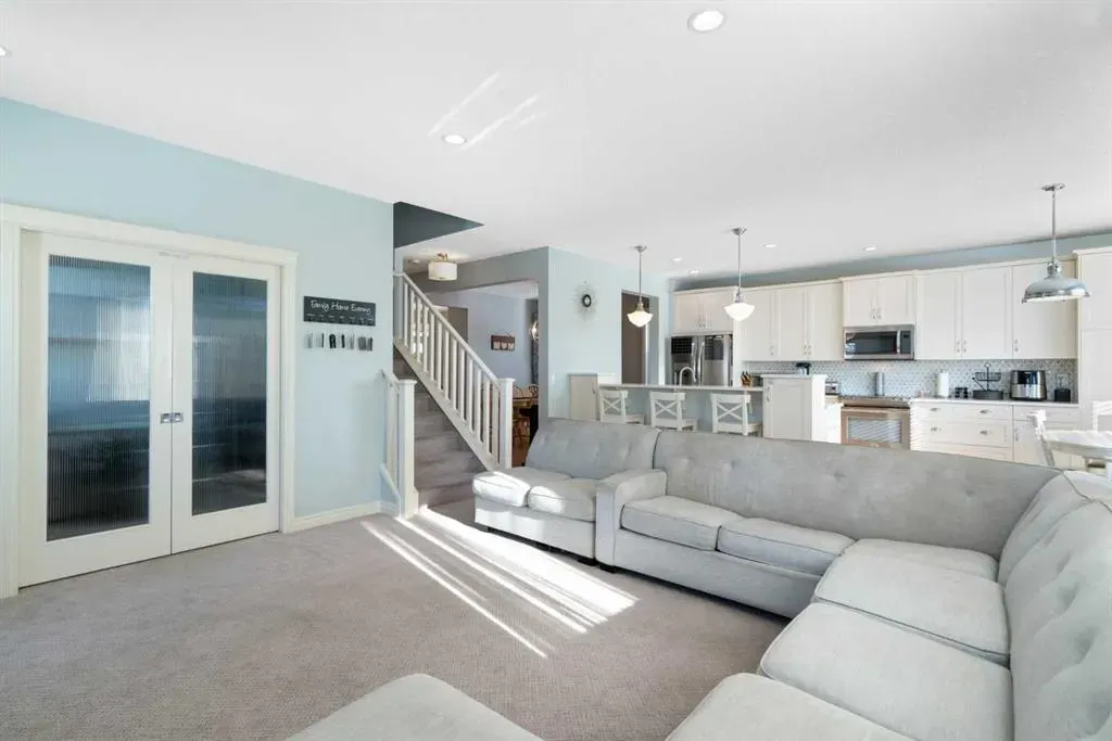 121 Heritage Hill