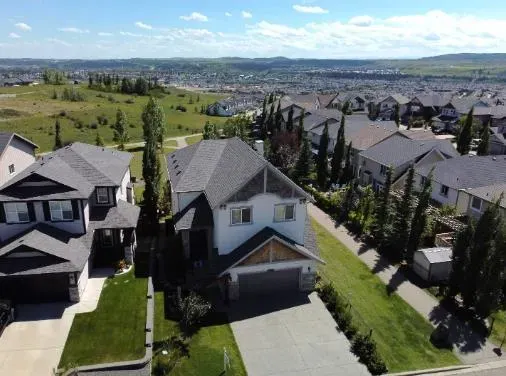 121 Heritage Hill