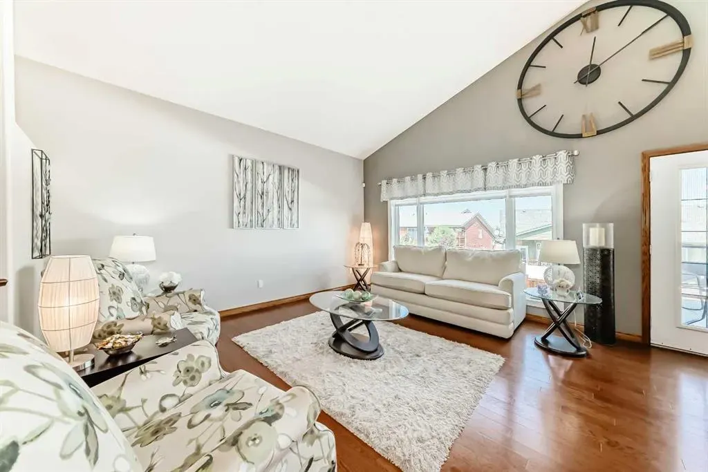 6387 Cedar Way