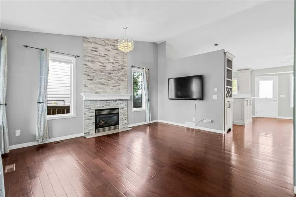 92 Hillview Drive