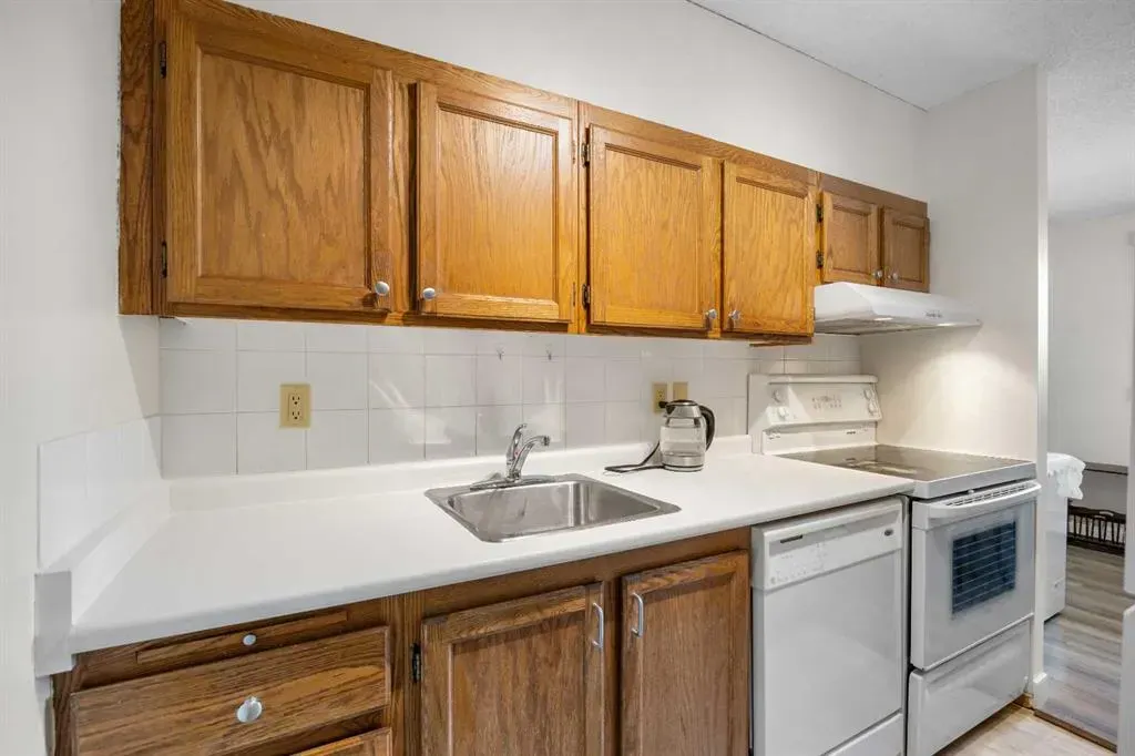 9800 Horton Road SW, #410