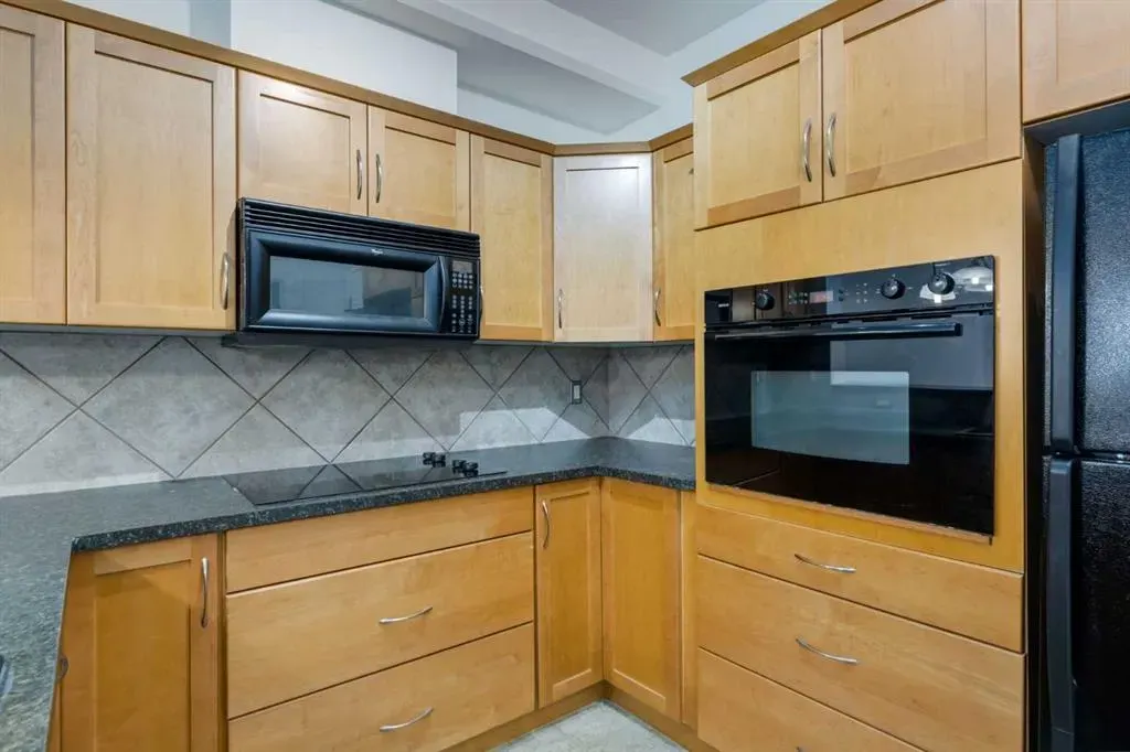 3111 34 Avenue NW, #211