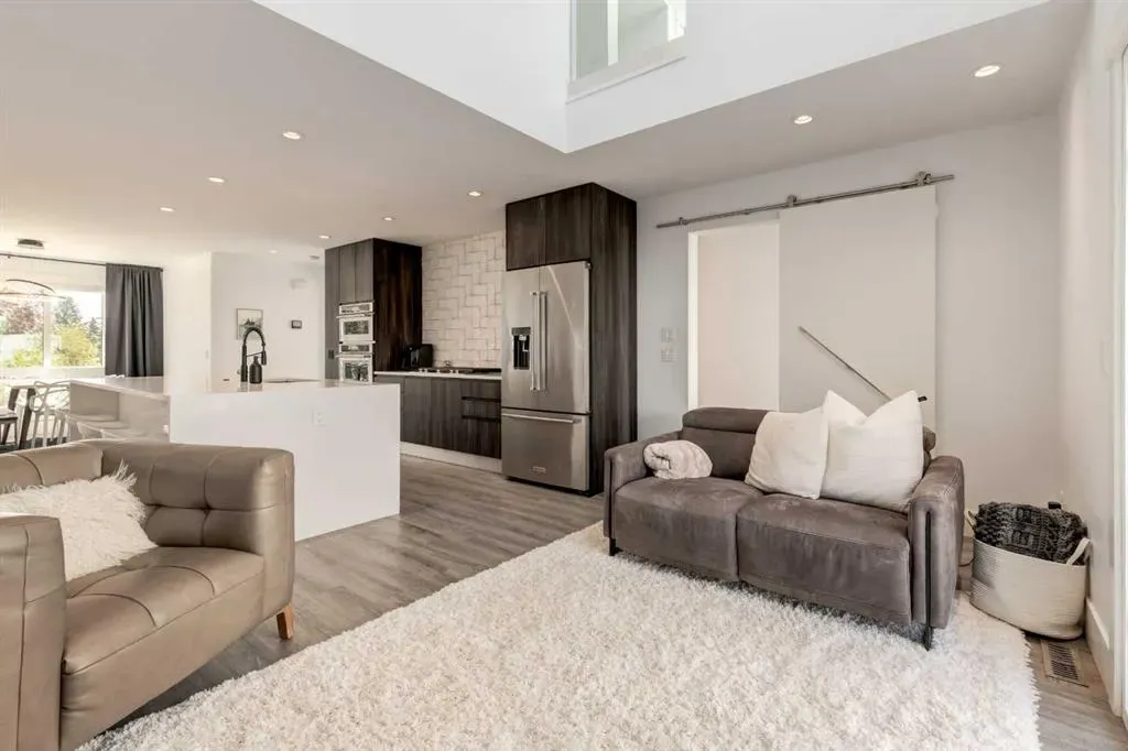 27 Hendon Place NW