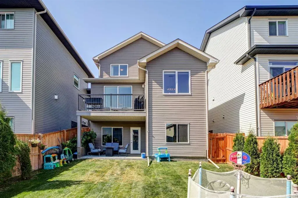 563 Moonlight Lane
