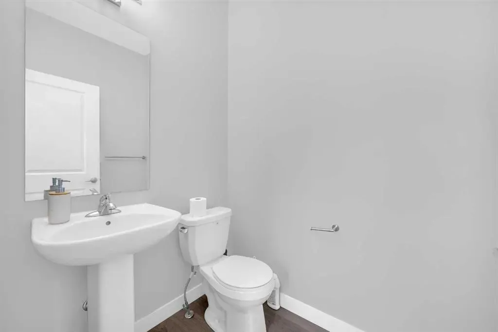 46 Cornerbrook Manor NE