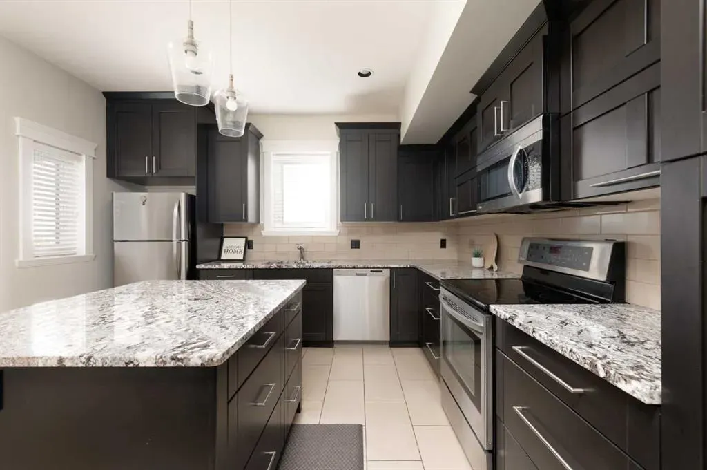 208 Sparrow Hawk Drive, #13