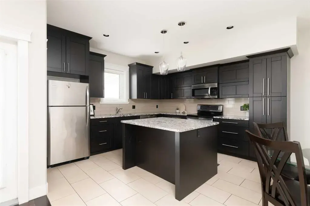 208 Sparrow Hawk Drive, #13