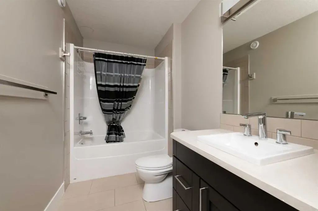 208 Sparrow Hawk Drive, #13