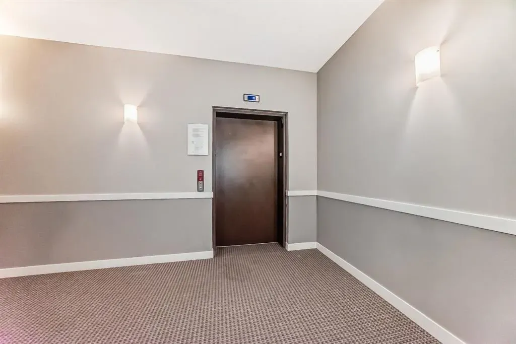 8 Sage Hill Terrace NW, #2