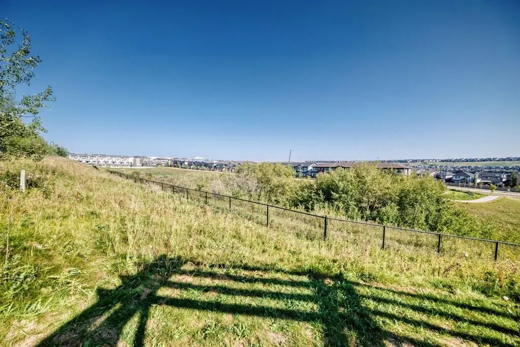 8 Sage Hill Terrace NW, #2
