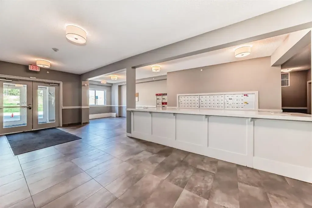 8 Sage Hill Terrace NW, #2