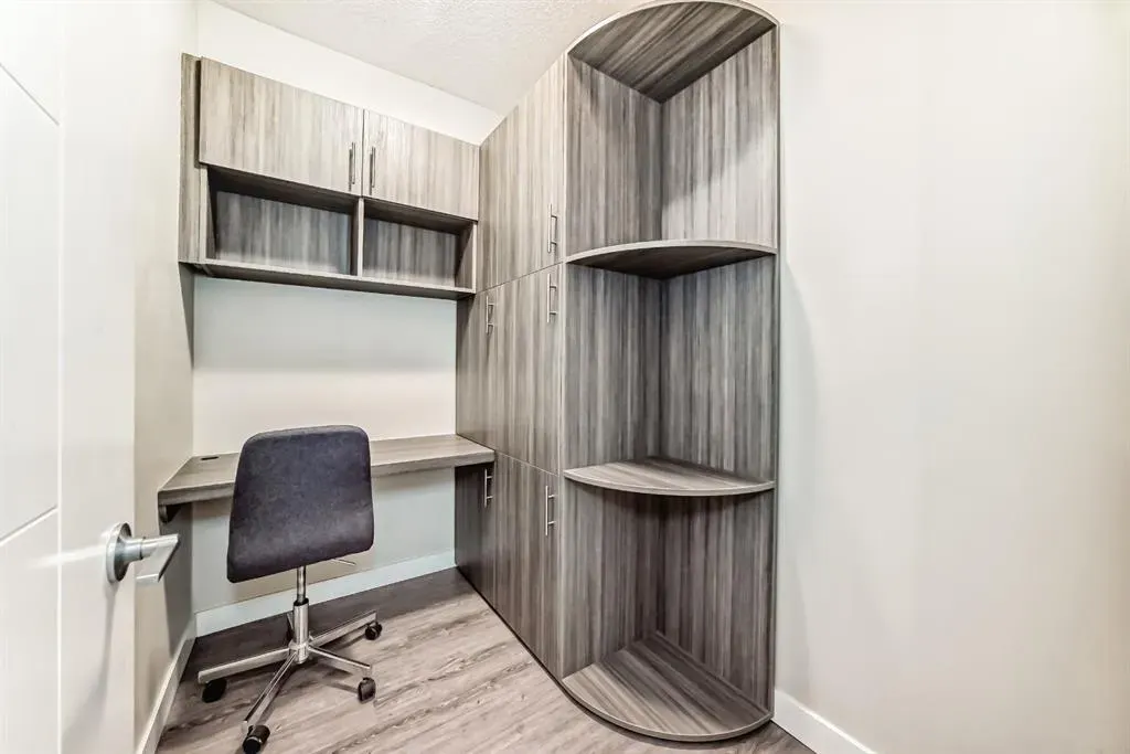 8 Sage Hill Terrace NW, #2