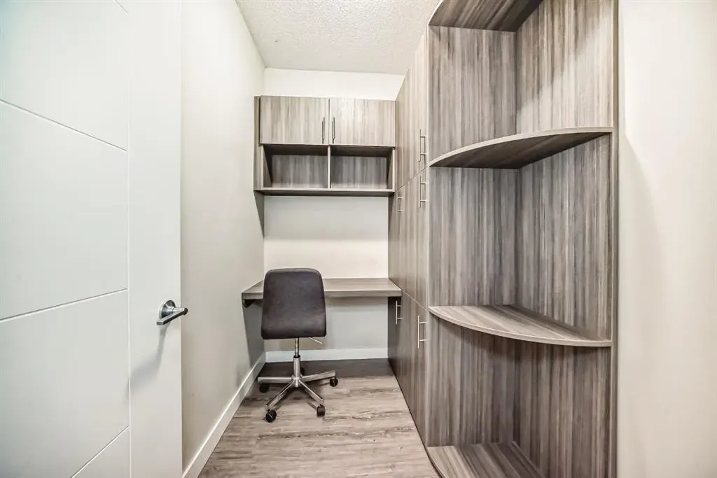 8 Sage Hill Terrace NW, #2