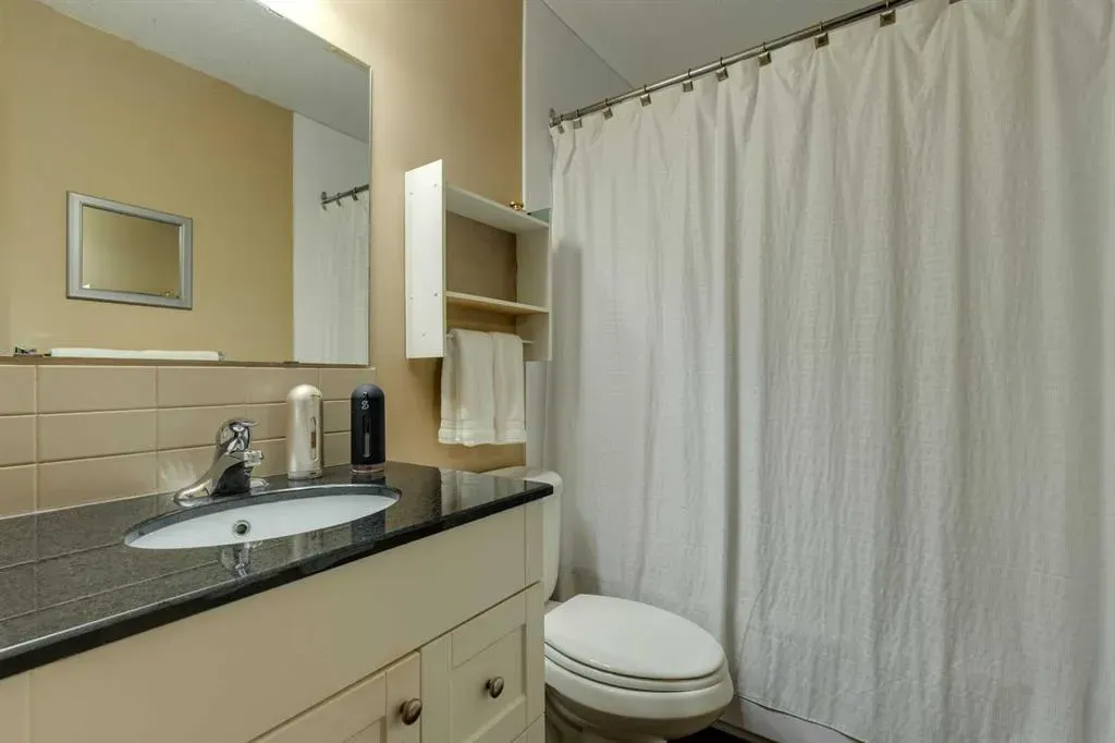 1055 72 Avenue NW, #116