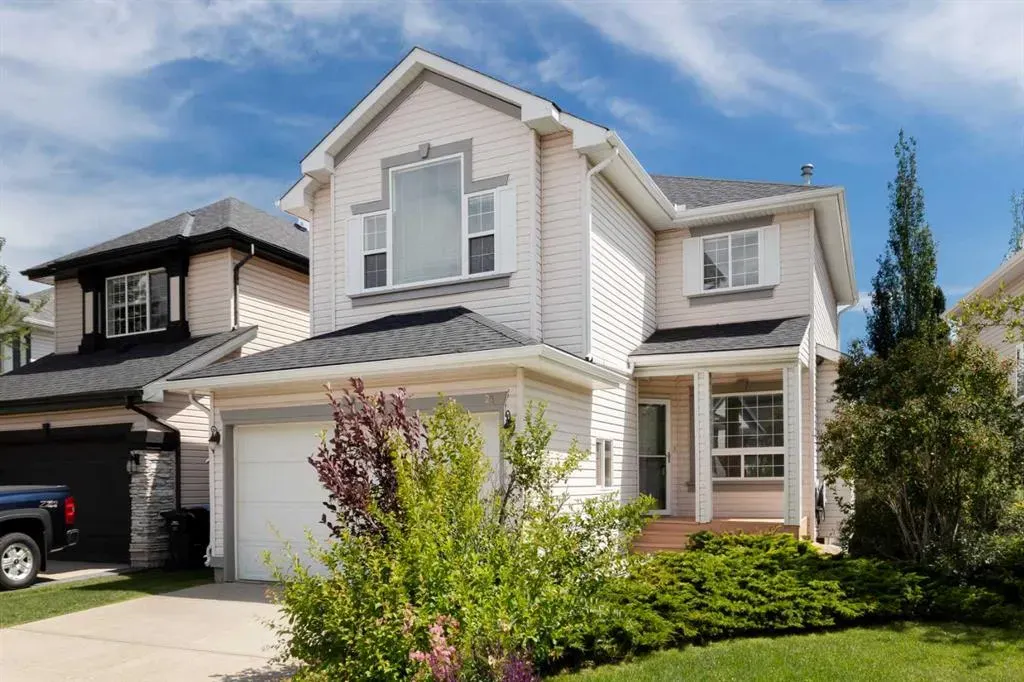 26 Rocky Ridge Heights NW
