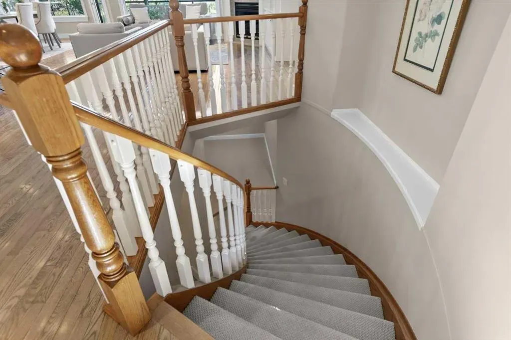 82 Arbour Crest Mount NW
