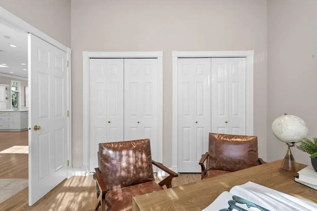82 Arbour Crest Mount NW