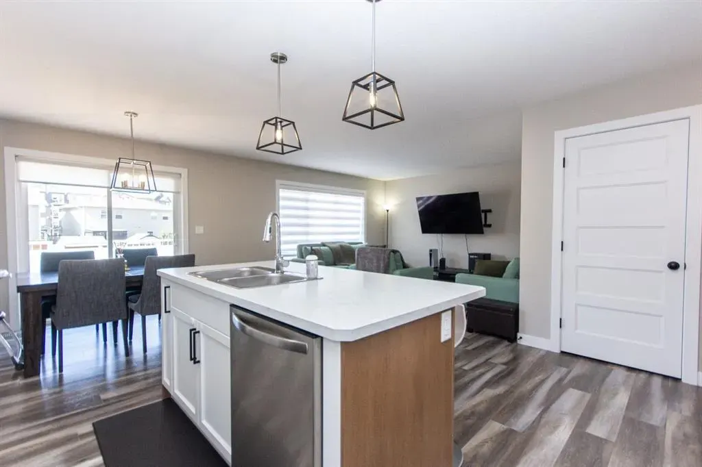 30 Travis Close