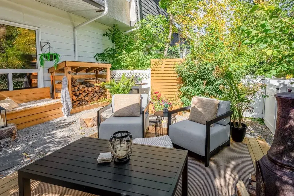 396 Brae Glen Crescent SW