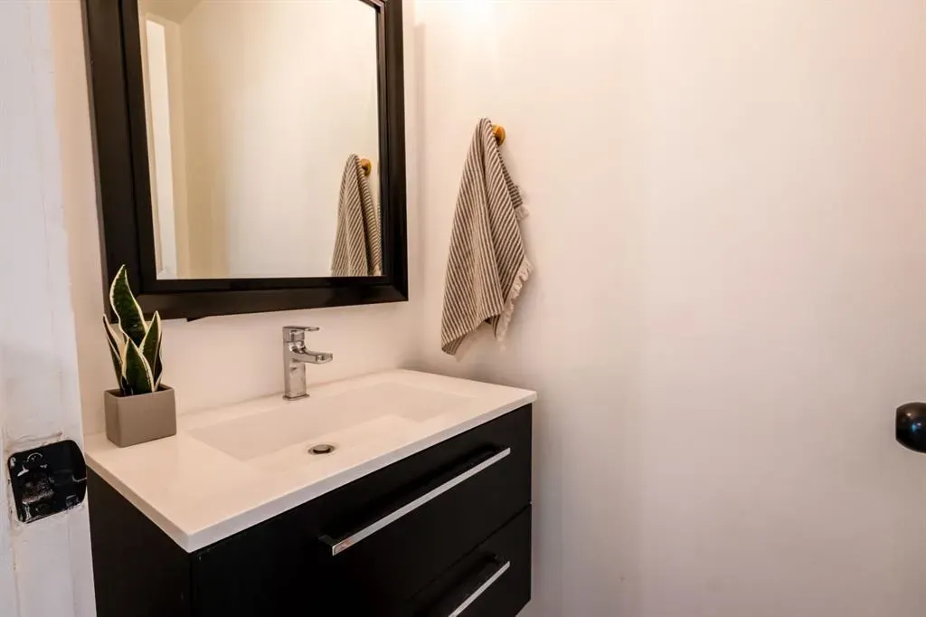 396 Brae Glen Crescent SW