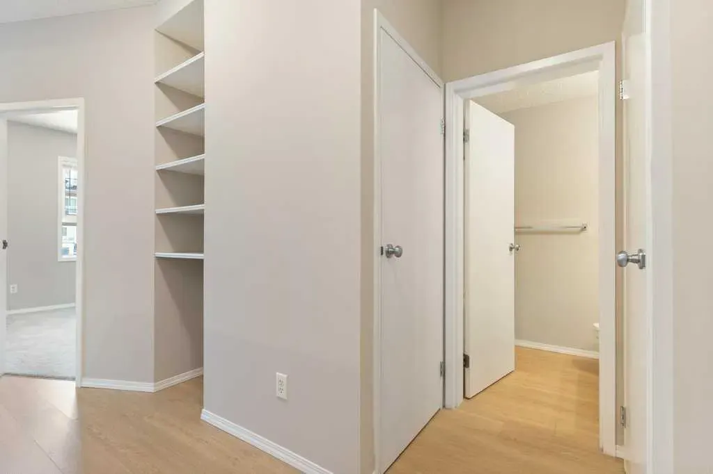73 Erin Woods Court SE, #1107