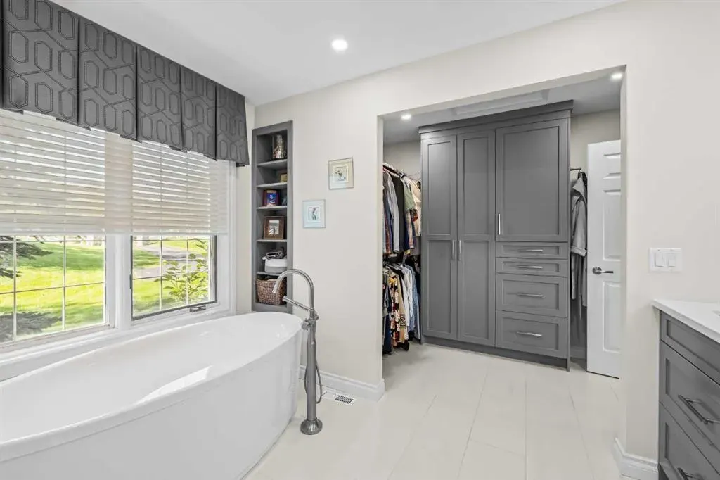 98 equestrian Drive