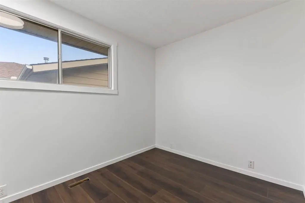 3217 Doverthorn Road SE