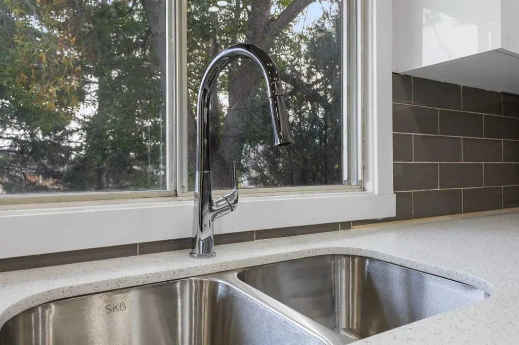 3217 Doverthorn Road SE