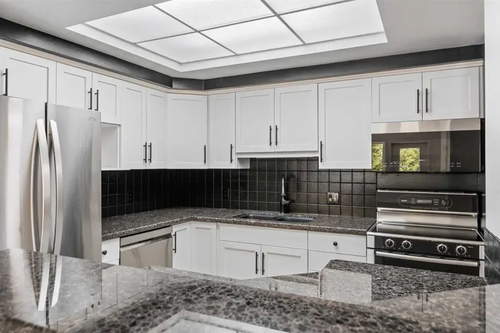 114 15 Avenue SW, #307