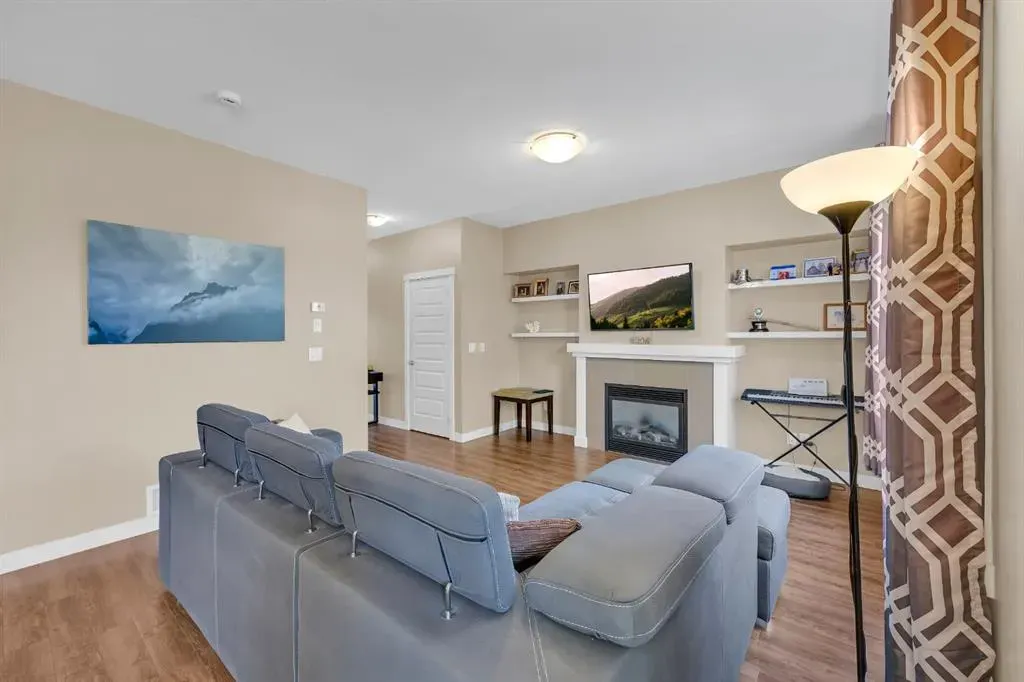 1001 8 Street NW, #3304
