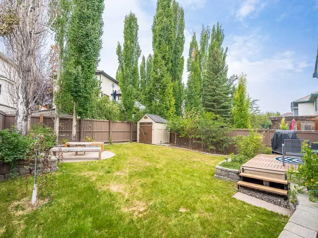 208 Mt Brewster Circle SE
