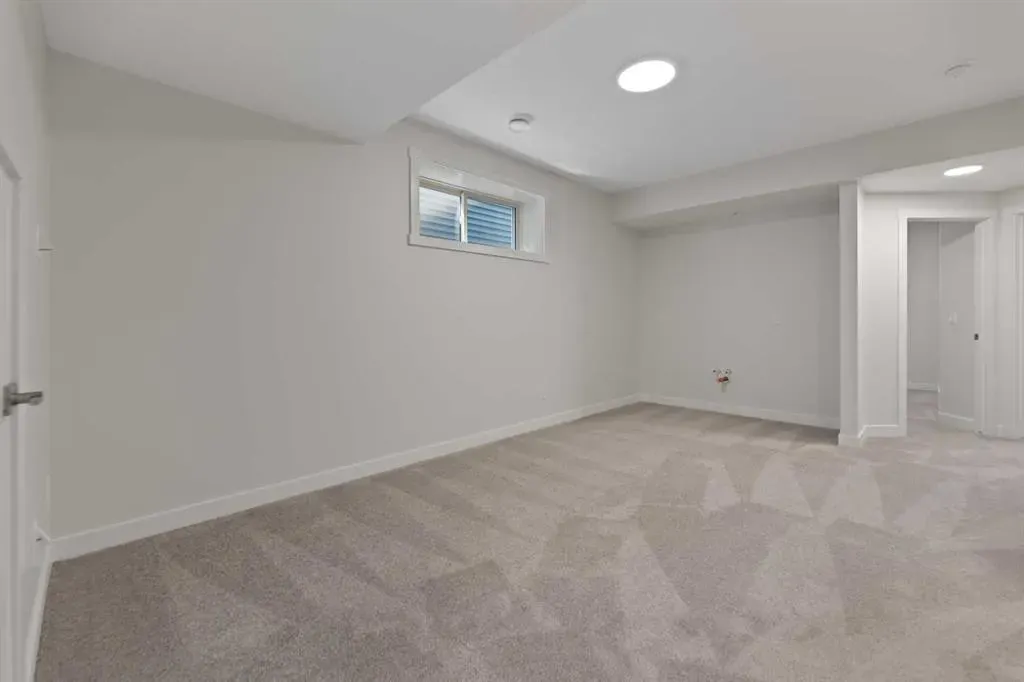 70 Homestead Common NE