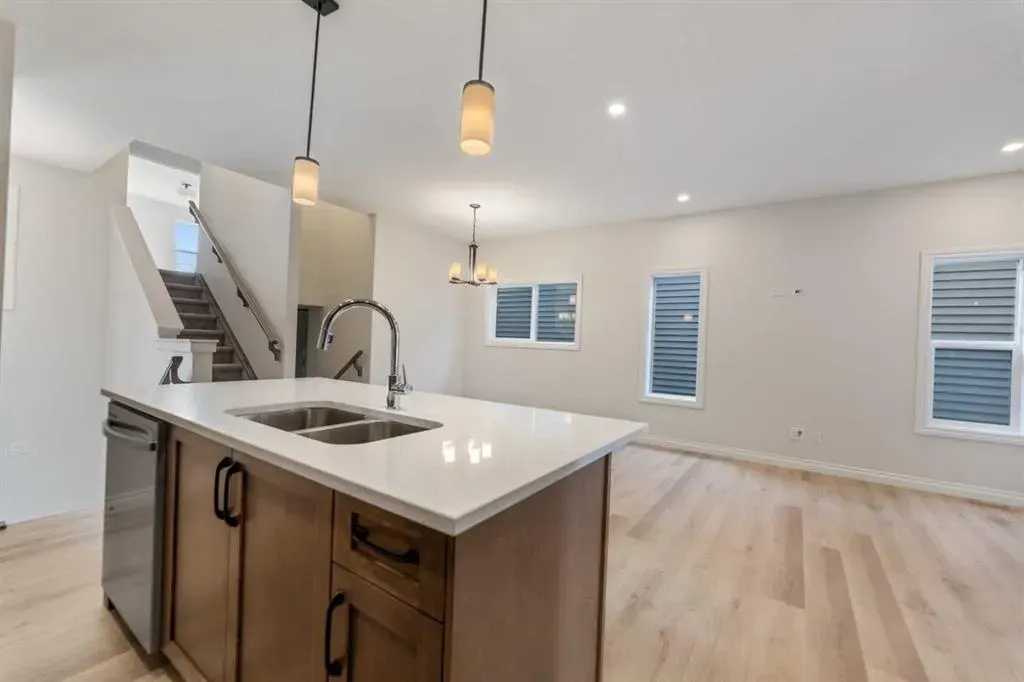 50 Homestead Common NE