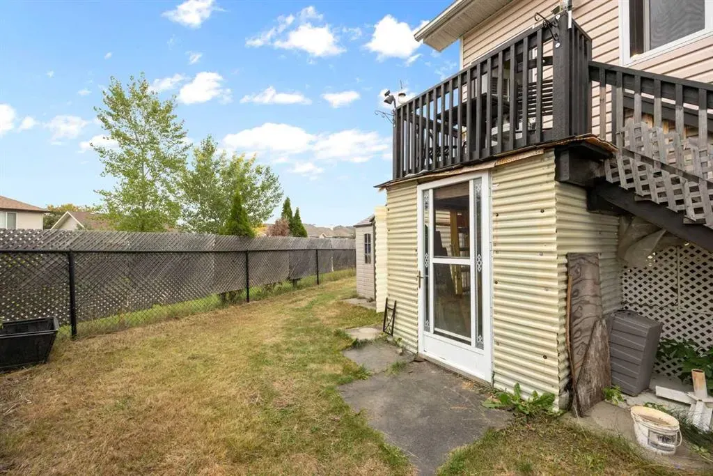 169 Fisher Crescent