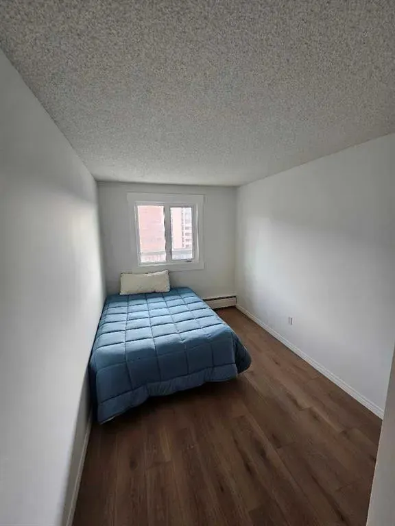 1334 12 Avenue SW, #704