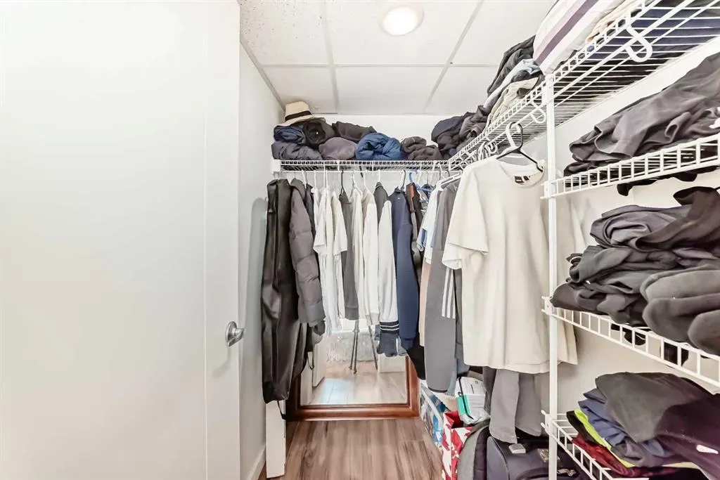 1629 38 Street SW, #102