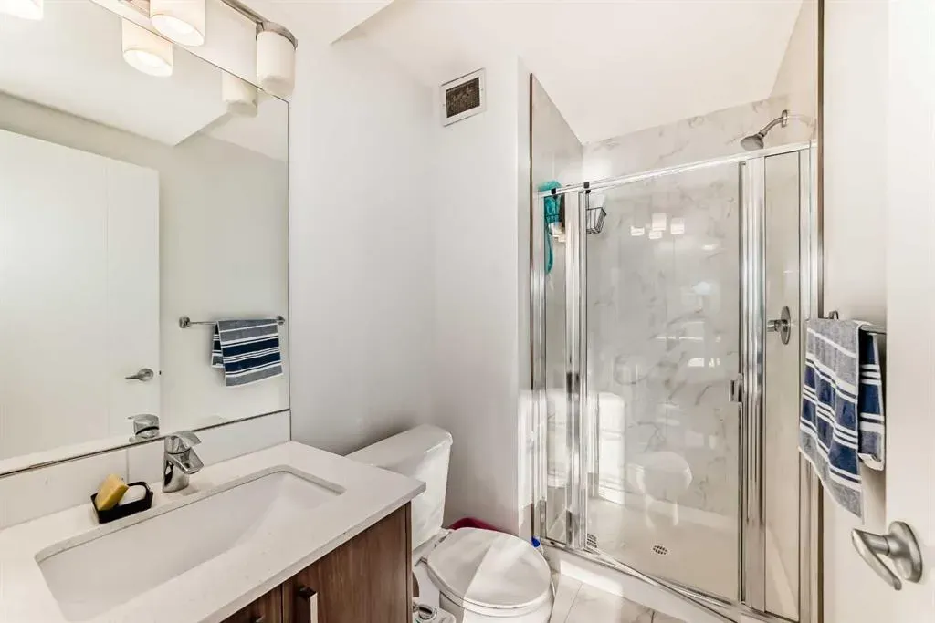 1629 38 Street SW, #102