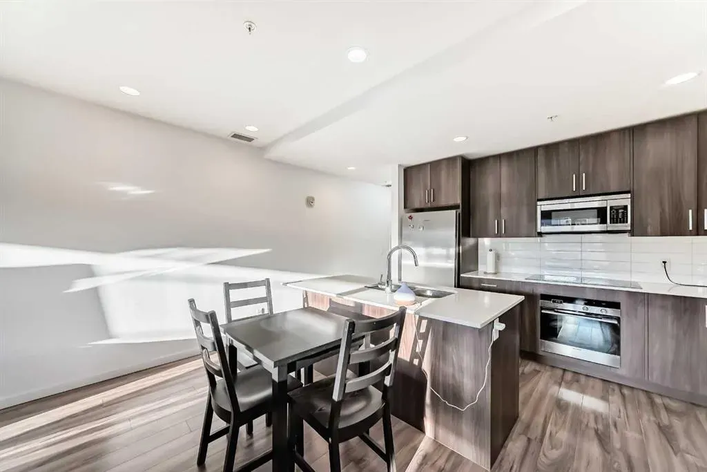 1629 38 Street SW, #102