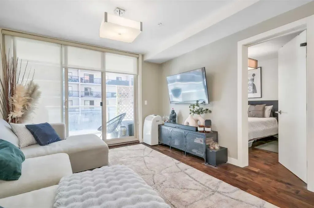 1029 15 Avenue SW, #202